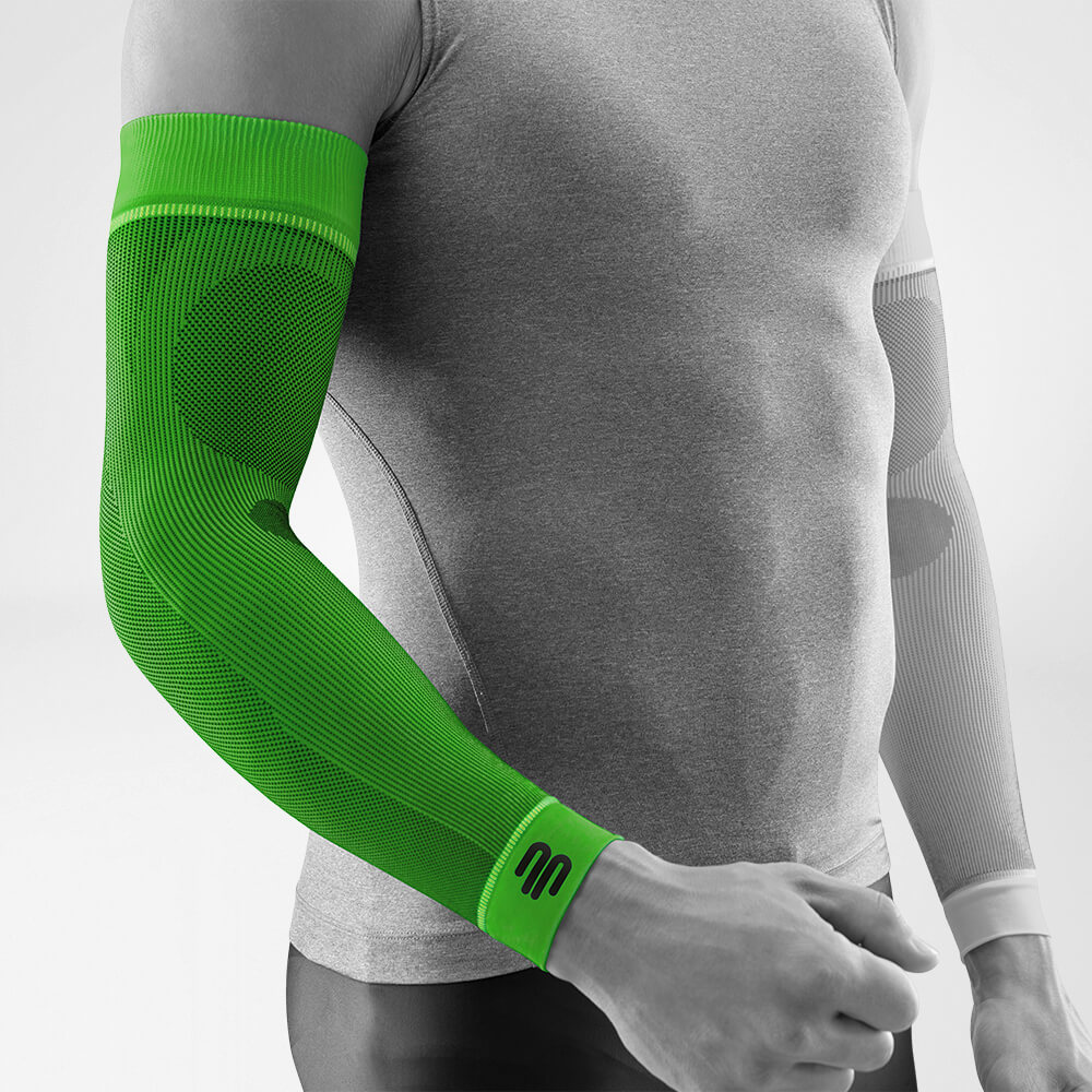 Completion of the green compression Sleev for the arm on the stylized gray body