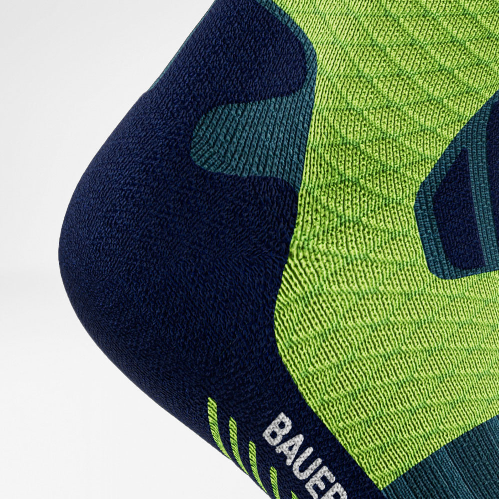 Detailed view heel of the blue -green trail run - running socks