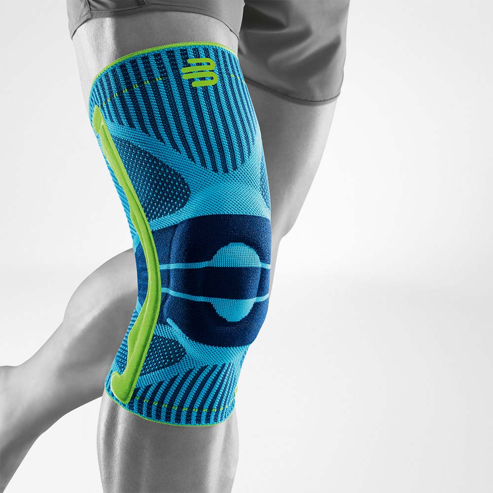 Completion of a Rivera colored knee band for sport on the stylized gray leg