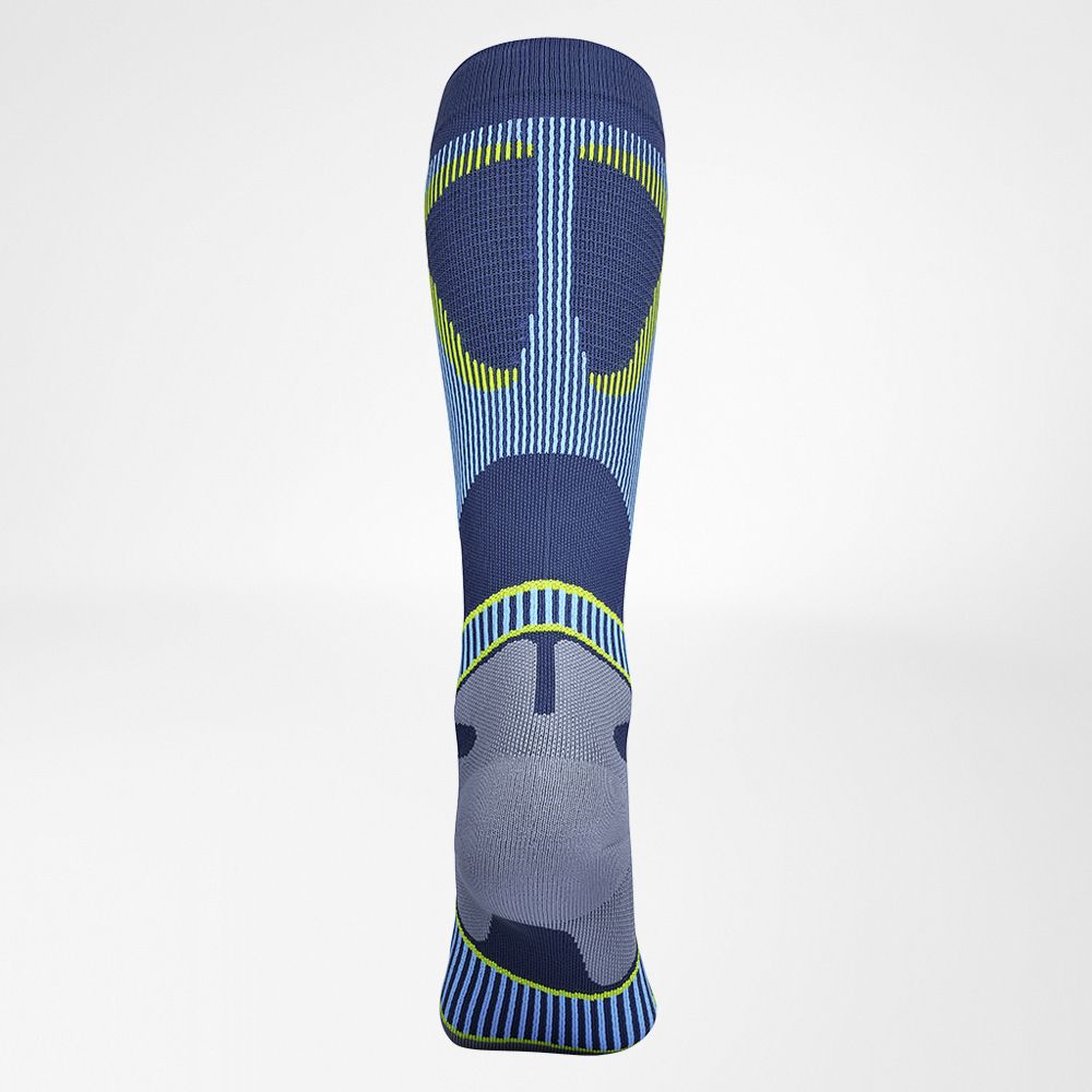 Back complete view of the blue compression stockings to run