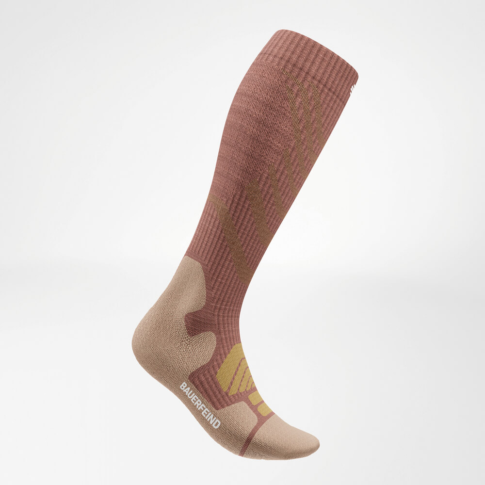 Full view of the Merino Outdoor Socks in a classic coral tone. Functional design and premium materials combine for outdoor excellence.