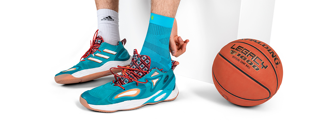 Sleeves for basketball Zoom on legs which Sleeves wears for basketball